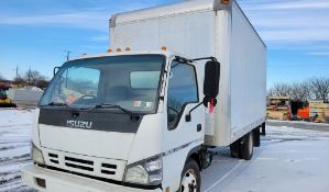 2006 Isuzu NRR Box truck 'Title in the Office'