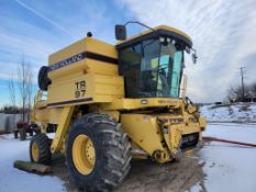 New Holland TR97 Combine 'Runs & Operates - NO Guarantee'