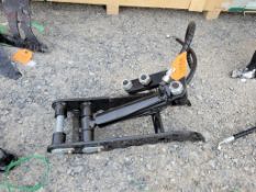 SD Lanch IREAS Hydraulic Thumb 'NEW'