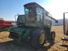 John Deere 7720 Combine