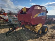 2007 New Holland BR7060 Round Baler