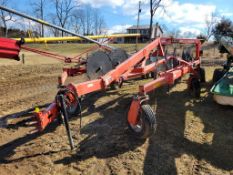 Kuhn SR600 Wheel Rake