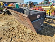 Mensch 1100 Side Shoot Bucket