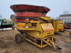 Hay Buster H1000 Bale Shredder