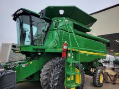 John Deere 9560STS Combine 'Ride & Drive - Drive Train Guarantee'