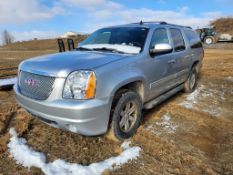 2014 GMC Yukon XL SUV 'Title in the Office'