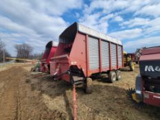 Miller Pro 5300 Forage Wagon