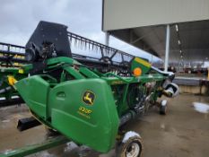 John Deere 620F Grain Platform
