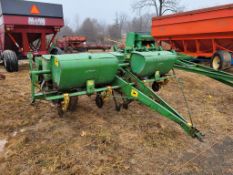 John Deere 1240 Corn Planter