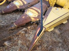 New Holland 3PN Corn Head