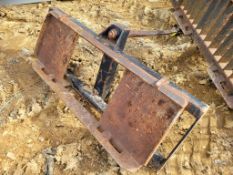 Single Prong Bale Spear