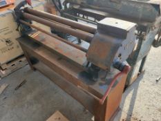 Pexto Sheet Metal Roller