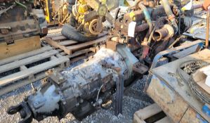 International DT466B Engine & Transmission