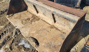 Large Capacity Bucket