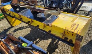 ZM Industries 2080 Snow Box