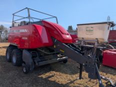 2016 Massey Ferguson / Hesston 2250 Baler