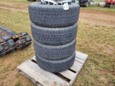 Chevrolet Pickup tires on Wheels