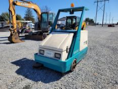 Tennant 6400 Sweeper 'Ride & Drive - Drive Train Guarantee'