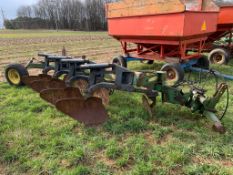 John Deere 2600 Moldboard Plow