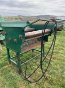 Esch Stationary Round Bale Unroller