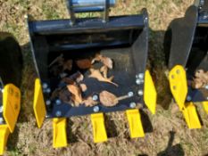 SD Lanch Excavator Tooth Bucket 'NEW'