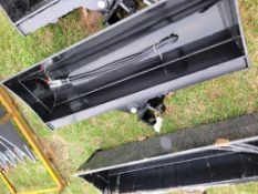 Future Tilt Bucket 'NEW'