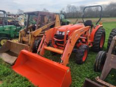Kubota L4701 Loader Tractor 'Runs & Operates - NO Guarantee'
