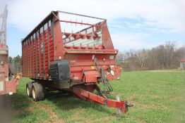 Meyer 4220 Silage Cart 'Works Good '