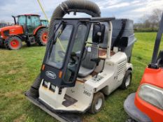 Tennant 4300 Vacuum 'Runs & Operates - NO Guarantee'