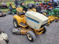 Cub Cadet 1641 Riding Tractor 'Ride & Drive - Drive Train Guarantee'