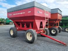 EZ-Trail 3400 Gravity Bin Wagon