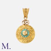 An Antique Pendant Locket in 18K yellow gold, with Etruscan revival filigree work, glazed locket.