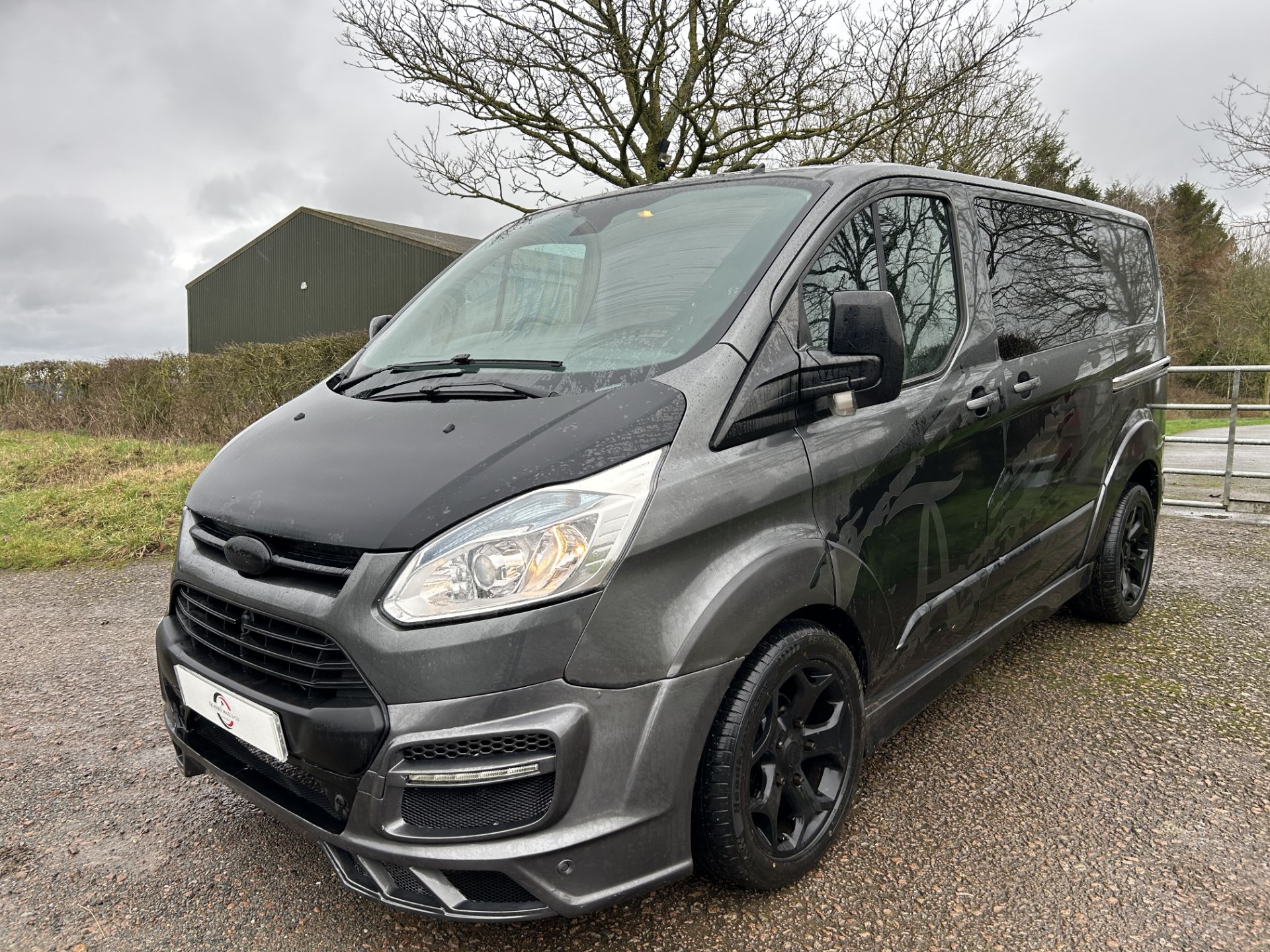 (ON SALE) FORD TRANSIT CUSTOM LIMITED 2.2 TDCI 125 270 SWB (16 REG) CREW VAN * 2 OWNERS FROM NEW !!! - Image 5 of 21