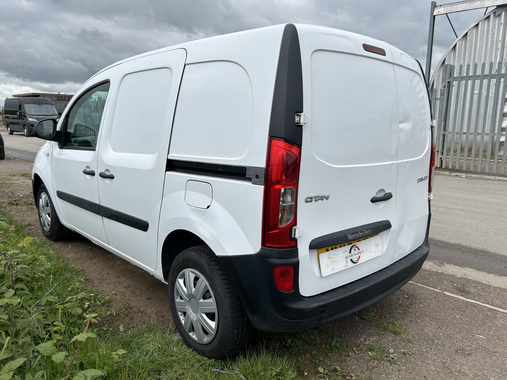 MERCEDES BENZ CITAN 109 1.5 CDI S/S (16 REG) LWB * TWIN SIDE LOADING DOORS - Image 10 of 12