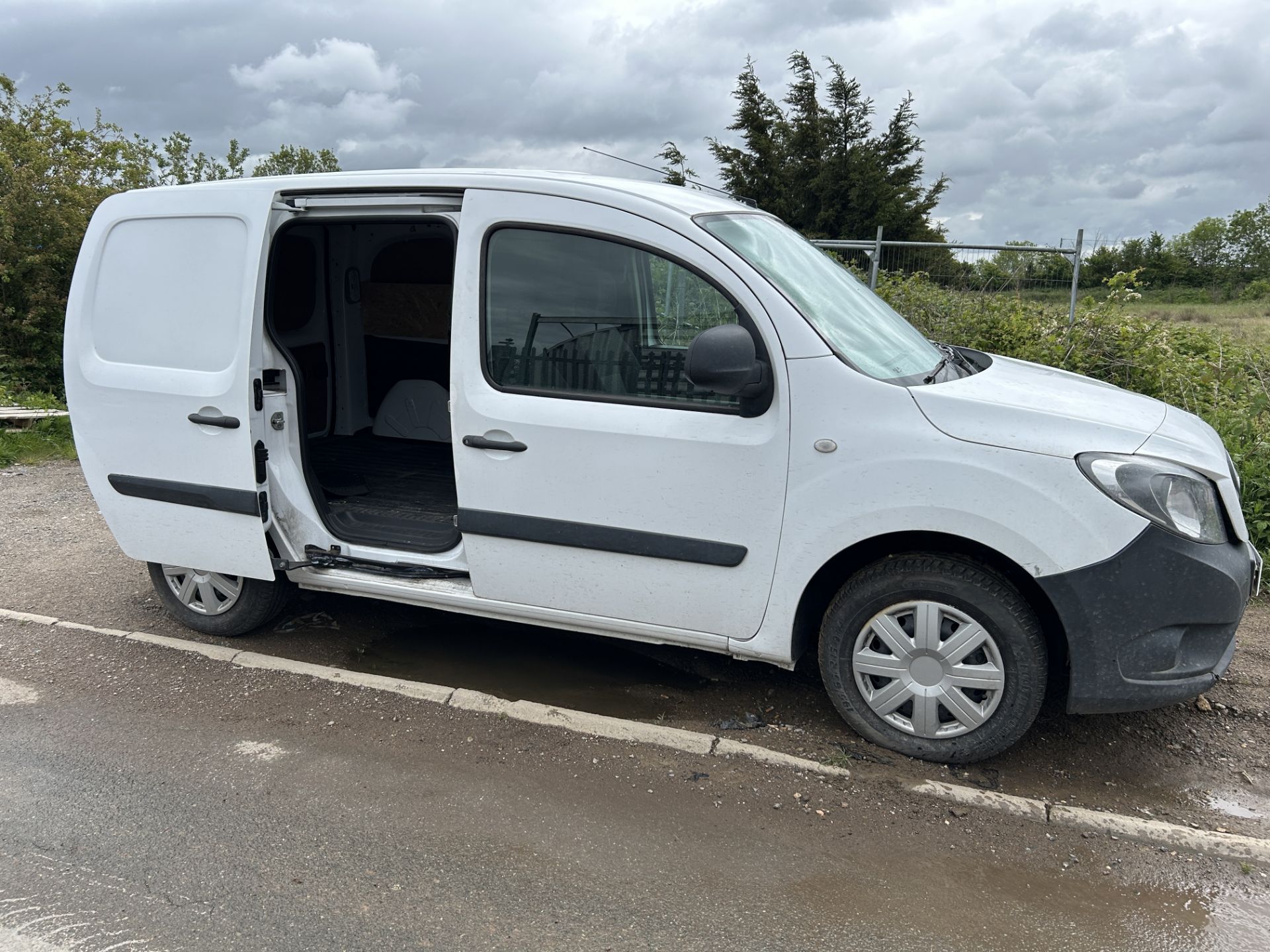 MERCEDES BENZ CITAN 109 1.5 CDI S/S (16 REG) LWB * TWIN SIDE LOADING DOORS - Image 8 of 12