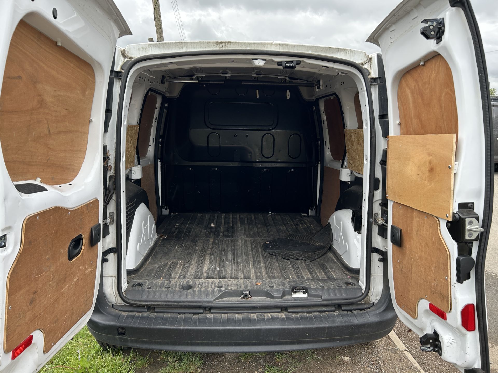 MERCEDES BENZ CITAN 109 1.5 CDI S/S (16 REG) LWB * TWIN SIDE LOADING DOORS - Image 12 of 12