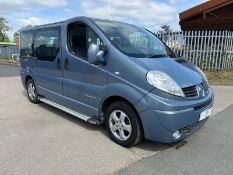RENAULT TRAFIC 2.7T 2.0 DCI SL27 SPORT * 9 SEATER MINIBUS * (63 REG) FULL SERVICE HISTORY !!!