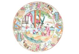 CHINESE CANTON FAMILLE ROSE PLATE, EARLY 19TH CENTURY