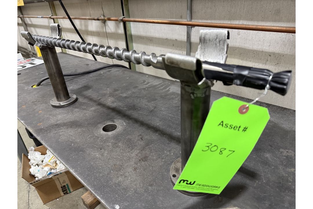 Injection Molding Machine Screw - Image 4 of 4