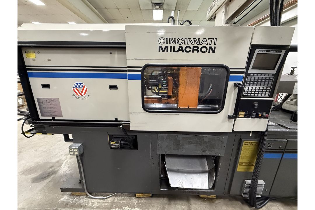 Cincinnati Milacron 165 Ton Injection Molding Press - Image 2 of 7