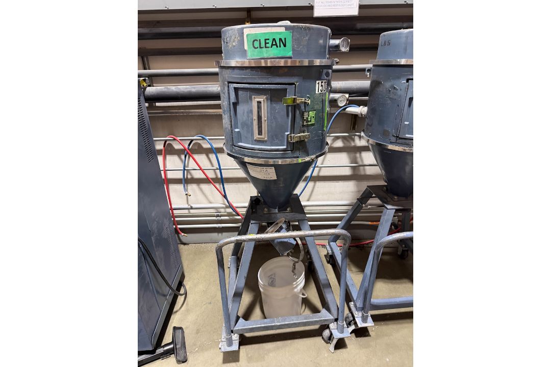 Whitlock 150 Lb Drying Hopper on Portable Stand - Image 1 of 5