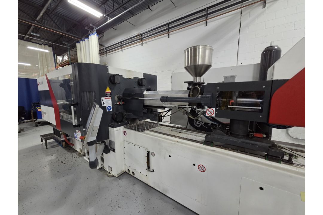 2016 Milacron Ferromatik 220 Ton Injection Molding Press - Only 2,718 Hours - Image 3 of 25