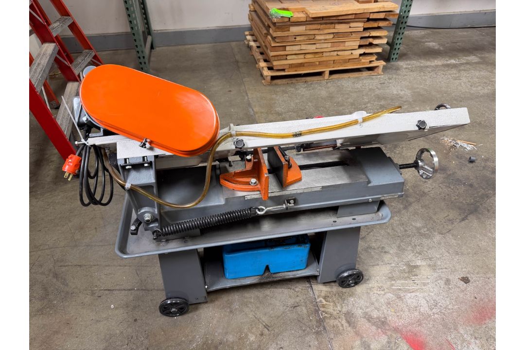Wilton 7 in x 12 in Horizontal/Vertical Metal Cutting Bandsaw - Image 3 of 6