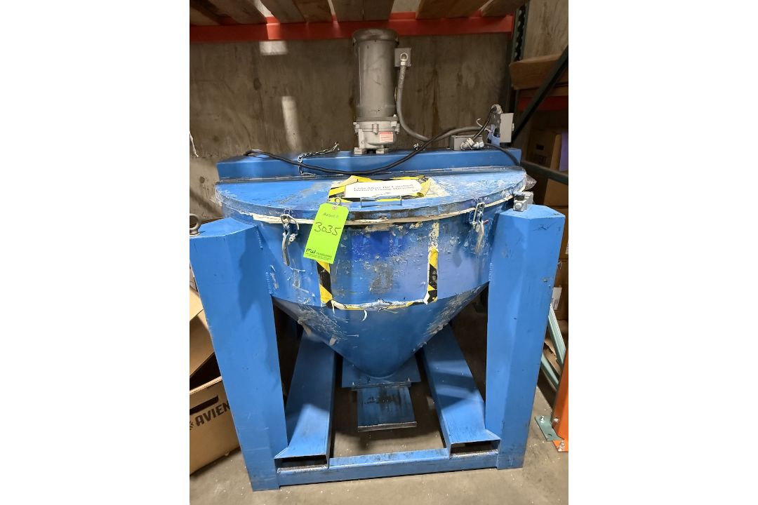 Material Transfer & Storage Cone Blender - Image 1 of 7