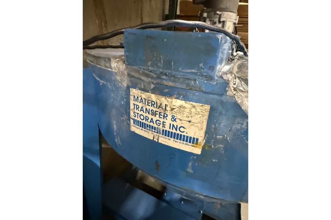 Material Transfer & Storage Cone Blender - Image 4 of 7