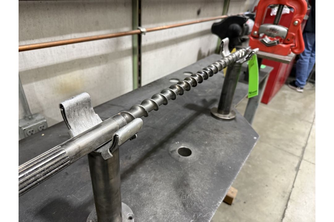 Injection Molding Machine Screw - Image 3 of 4