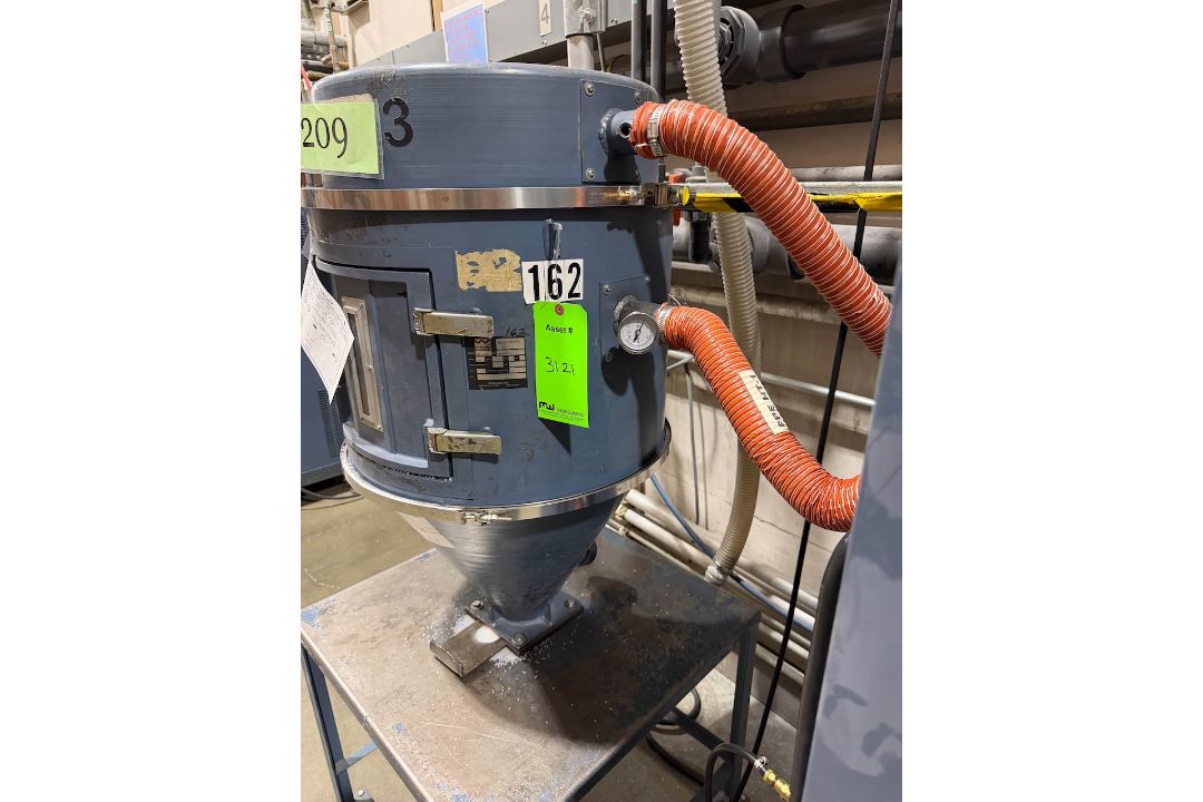 Whitlock 150 Lb Drying Hopper on Caster Stand - Image 3 of 6
