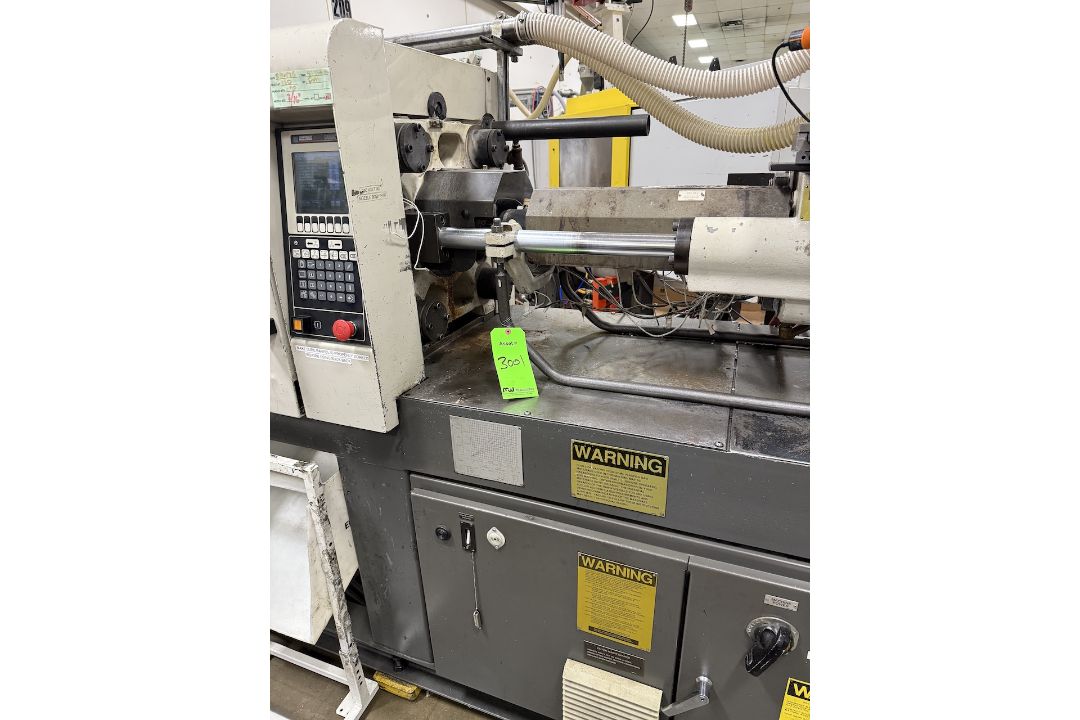 Cincinnati Milacron 55 Ton Injection Molding Press - Image 16 of 16