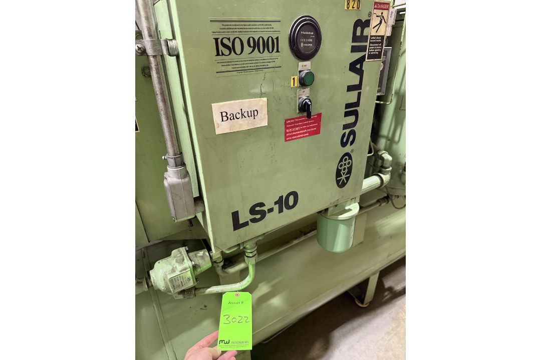 Sullair Rotary Screw Air Compressor, Tank Mounted - Image 2 of 7