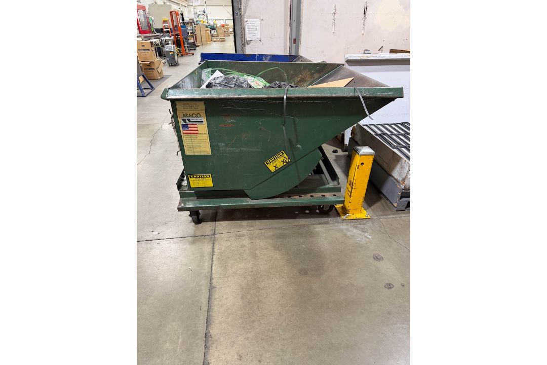iesco 1.5 Cu. Yd. Self-Dumping Hopper on Casters - Image 2 of 5